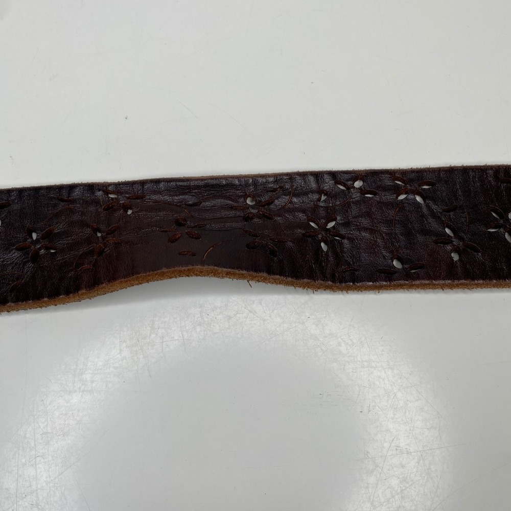 Genuine Italian Leather Floral Perforated Belt Brown Brass Buckle Made in USA M - Picture 6 of 6
